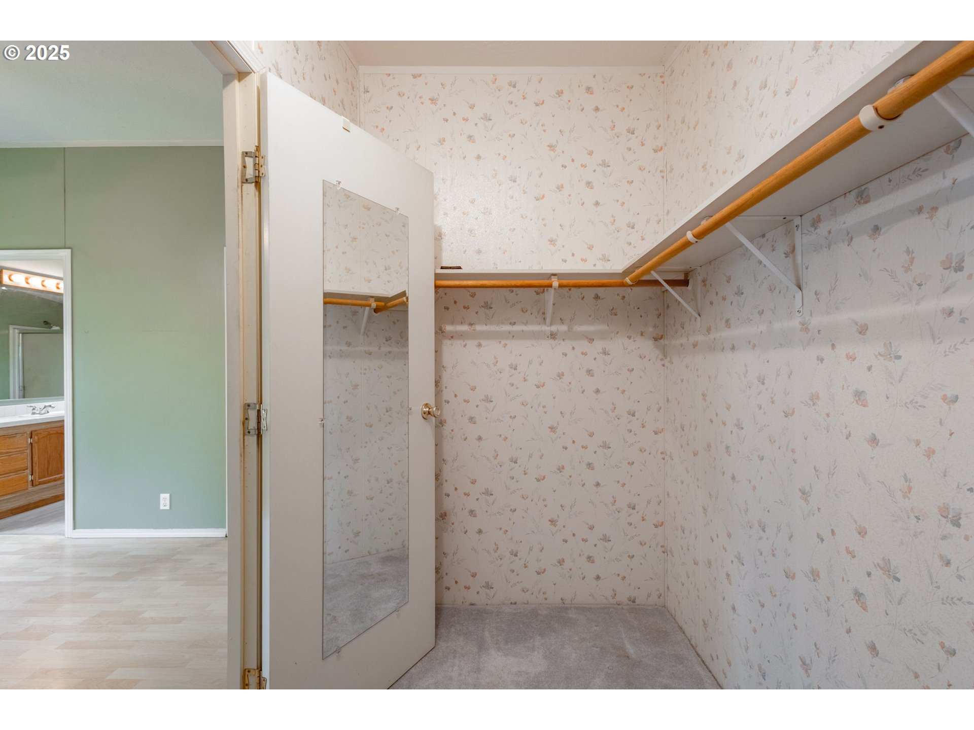 299 4th Street Maupin, OR 97037 - Photo 14 of 43