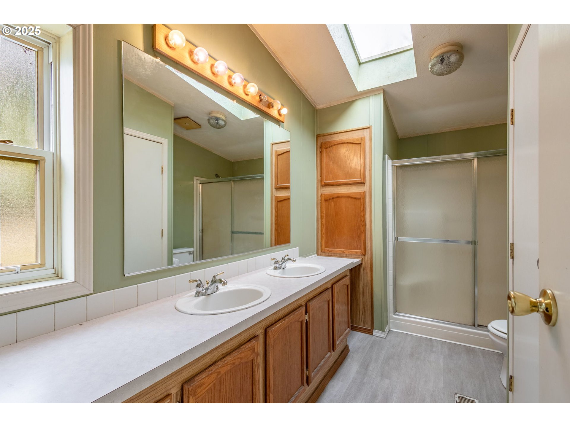 299 4th Street Maupin, OR 97037 - Photo 15 of 43