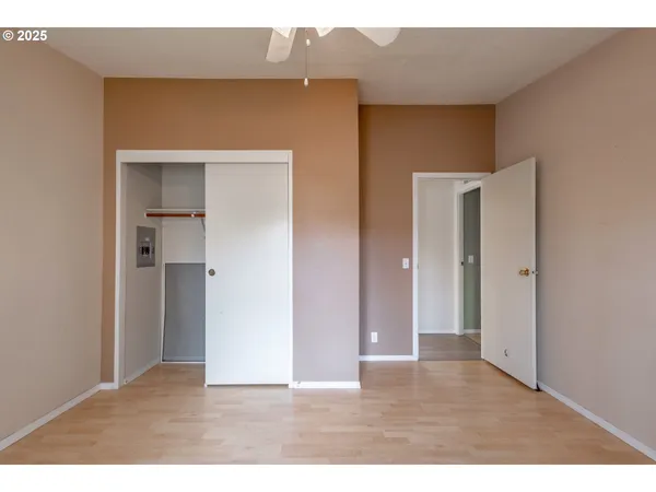 $259,998 | 299 4th Street, Maupin, OR 97037