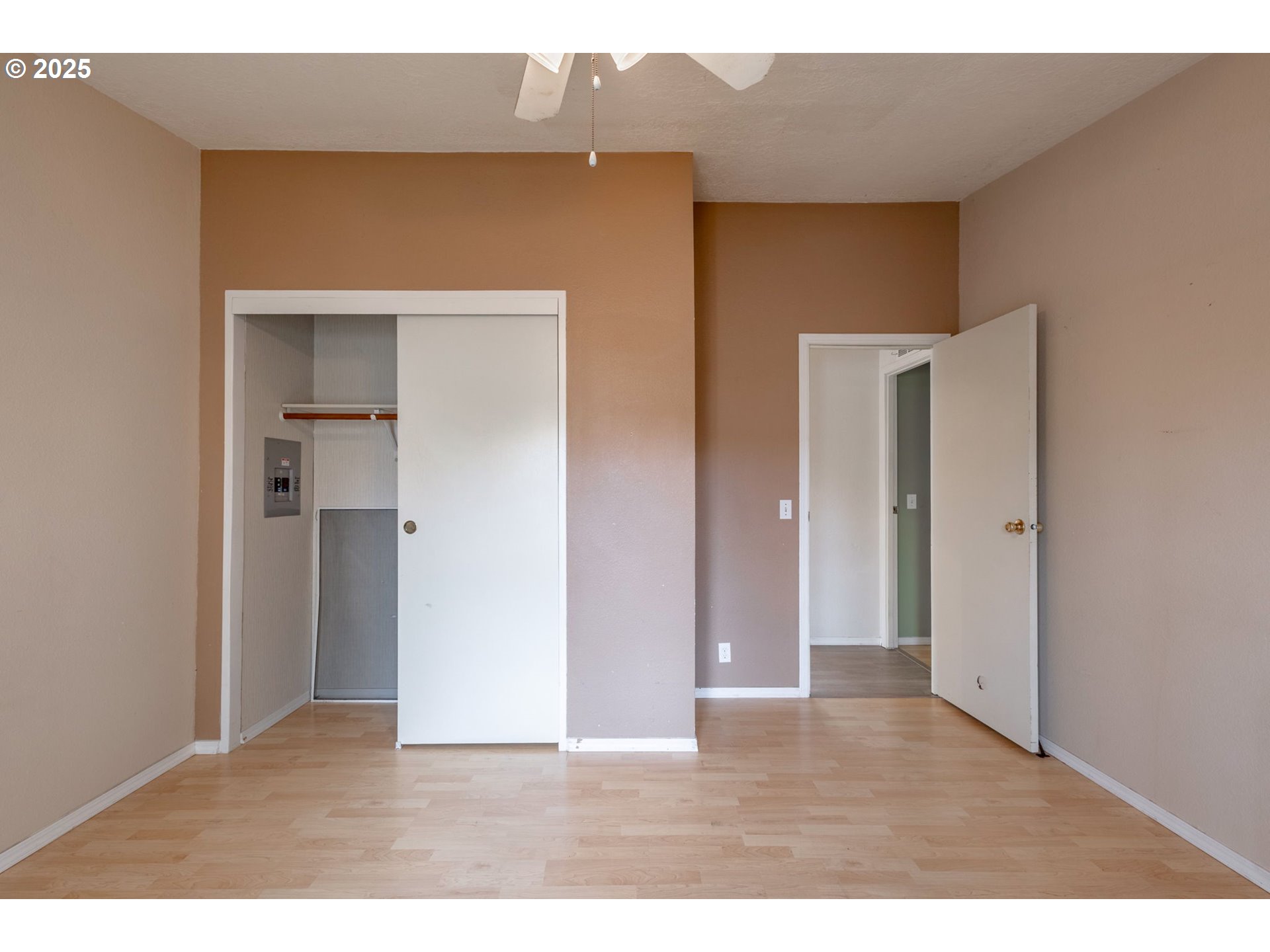 299 4th Street Maupin, OR 97037 - Photo 19 of 43