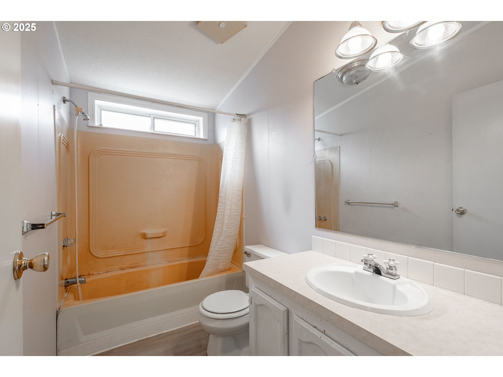 299 4th Street Maupin, OR 97037 - Photo 20 of 43