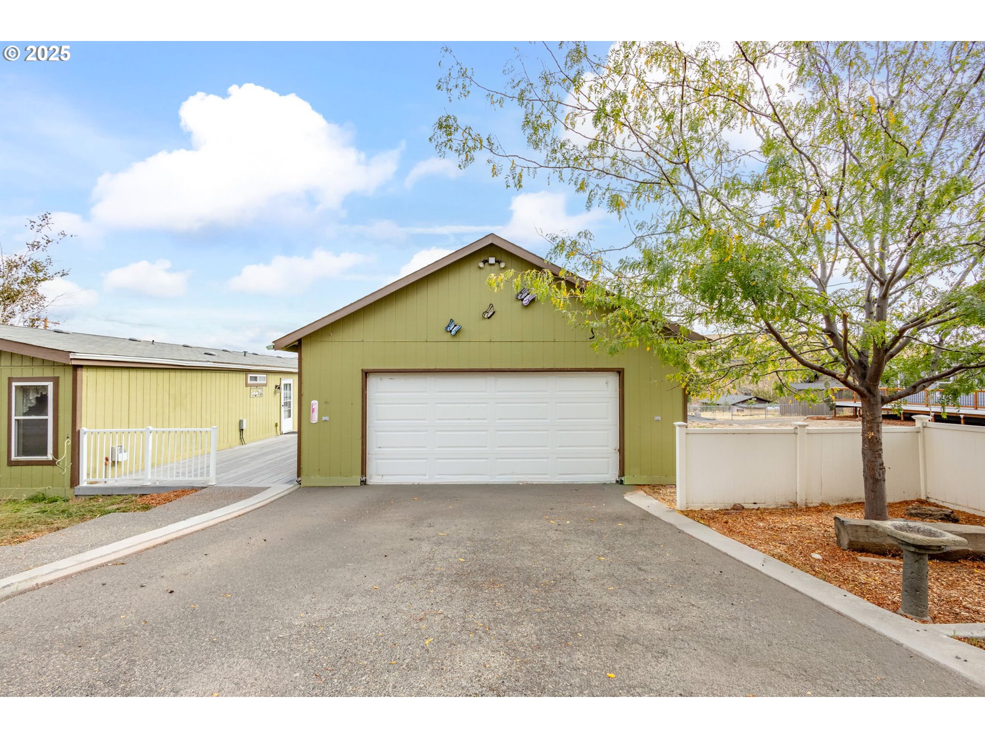 299 4th Street Maupin, OR 97037 - Photo 27 of 43