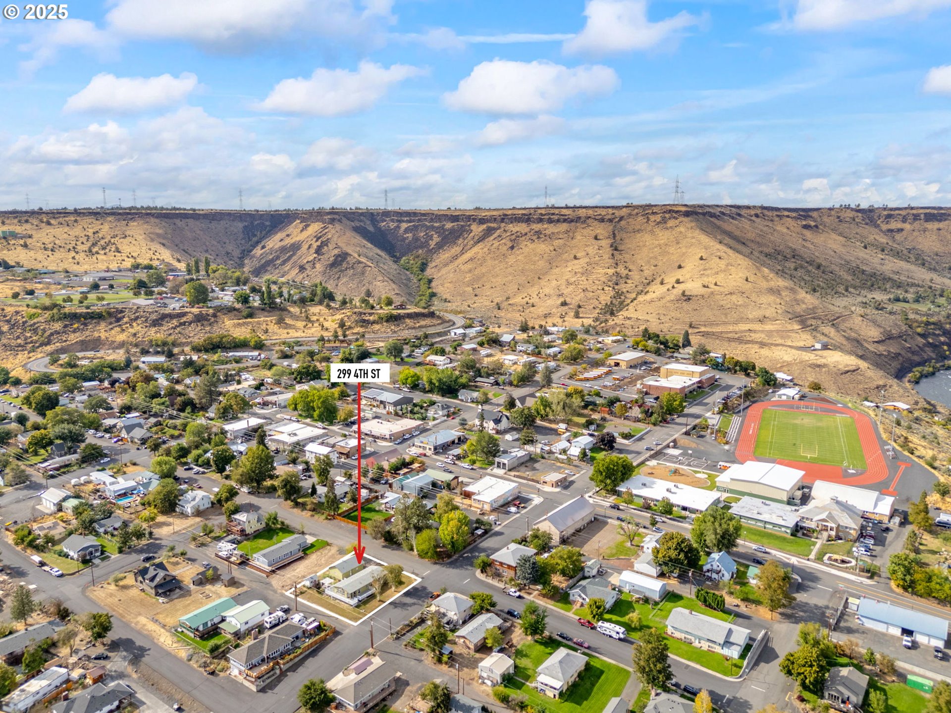 299 4th Street Maupin, OR 97037 - Photo 39 of 43