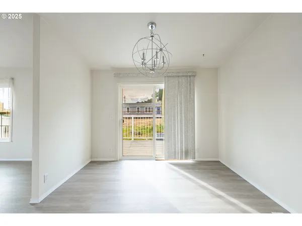 $259,998 | 299 4th Street, Maupin, OR 97037