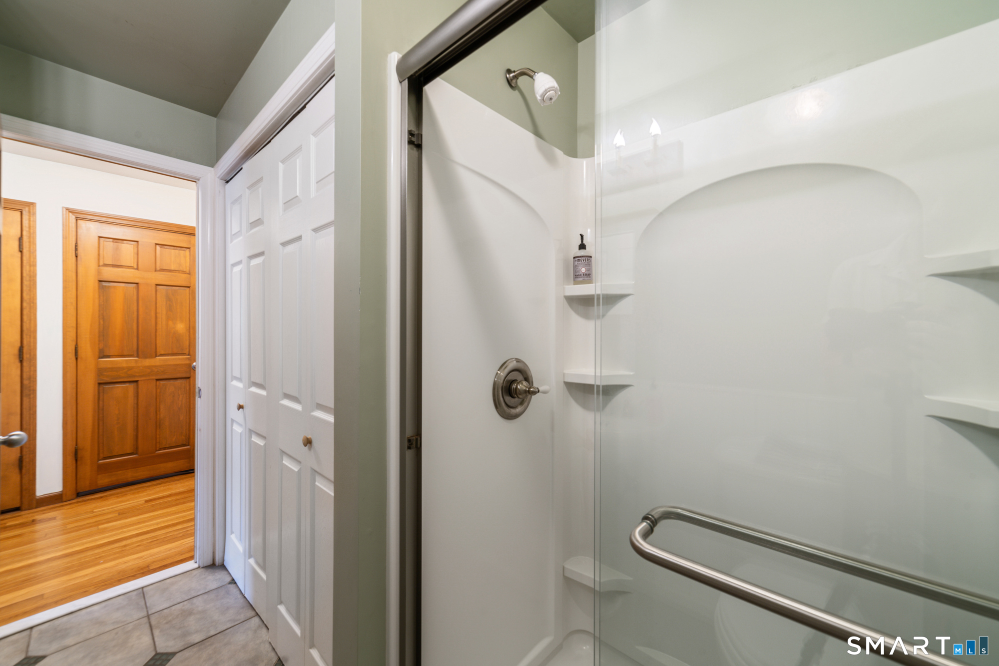 26 Corbin Road Hamden, CT 06517 - Photo 14 of 38