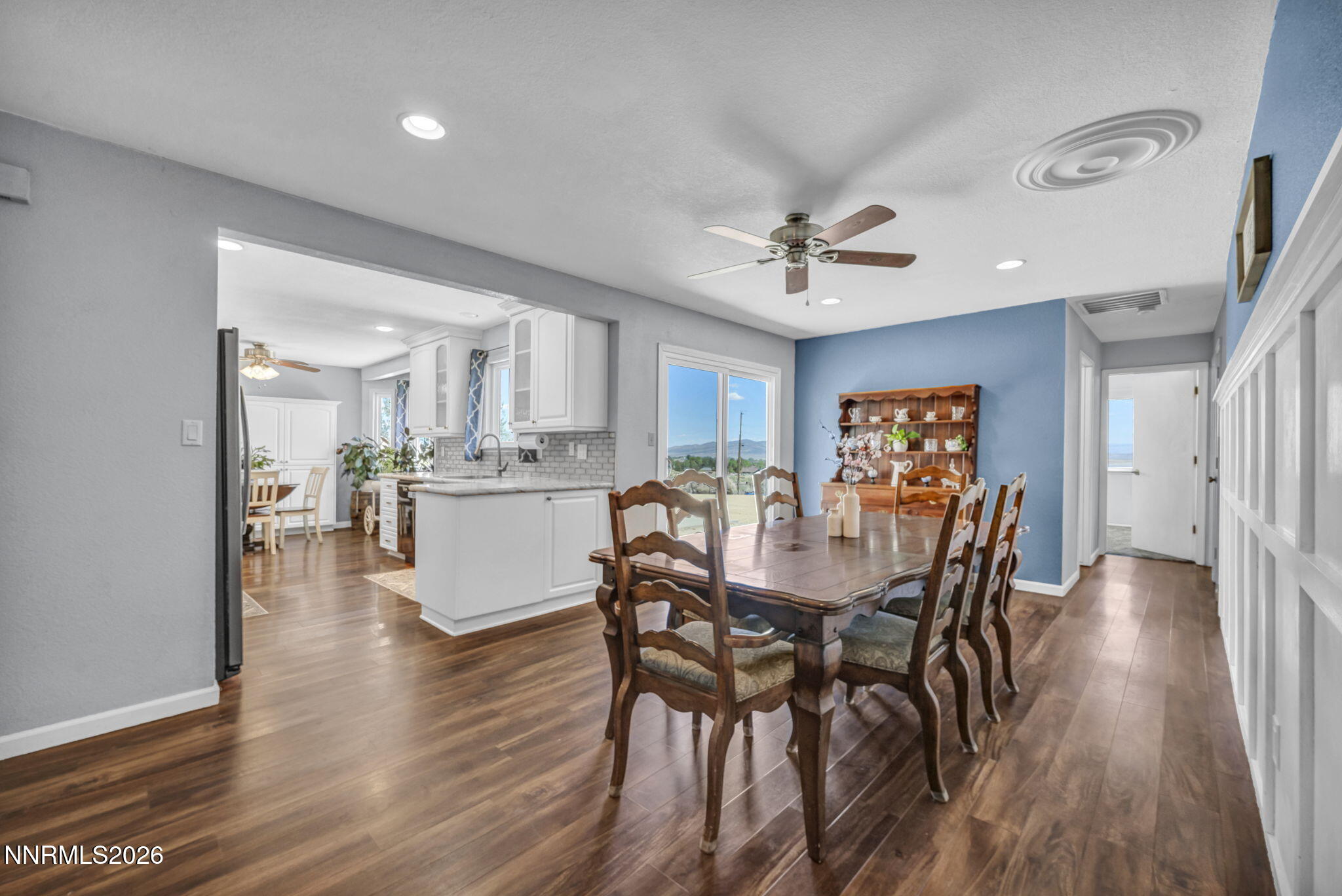 10600 Silver Spur Drive Reno, NV 89508 - Photo 5 of 36 47-web-or-mls-10600-silver-spur-dr