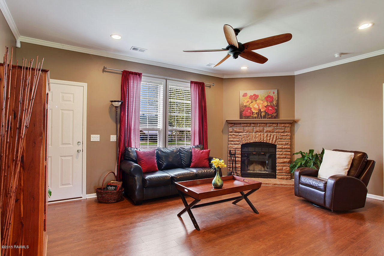 293 Faul Road Lafayette, LA 70507 - Photo 5 of 15 004