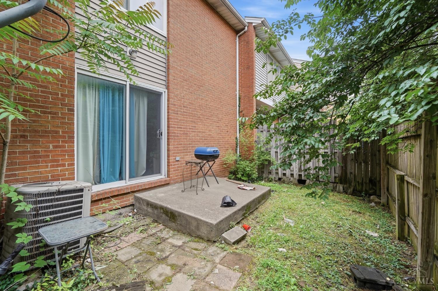 3433 Reading Road Cincinnati, OH 45229 - Photo 49 of 54