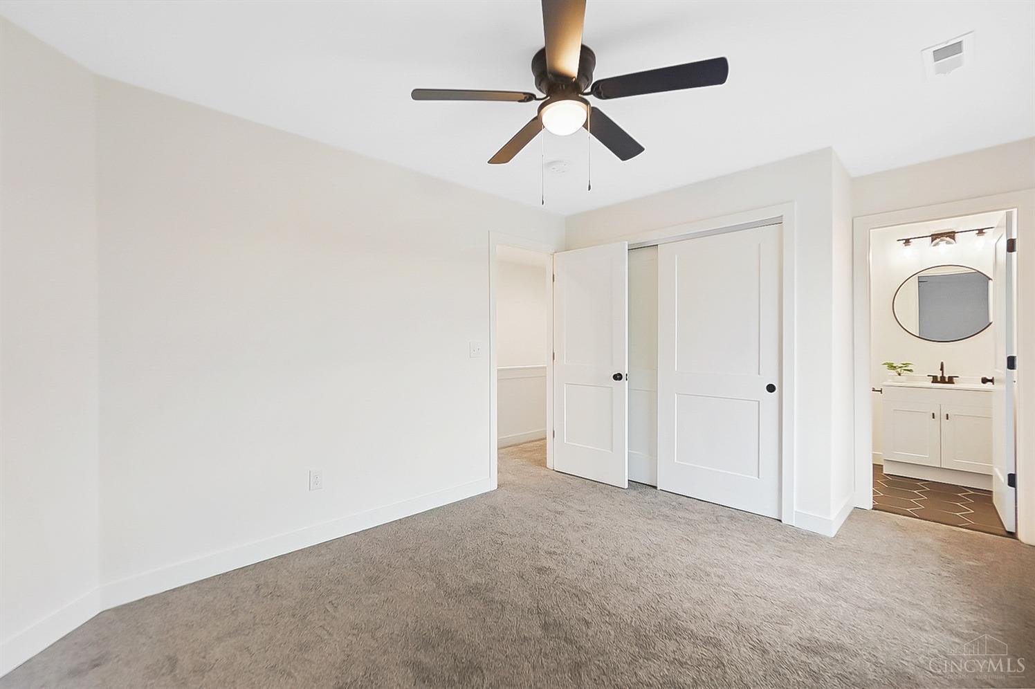 5812 Montgomery Road Cincinnati, OH 45212 - Photo 31 of 40