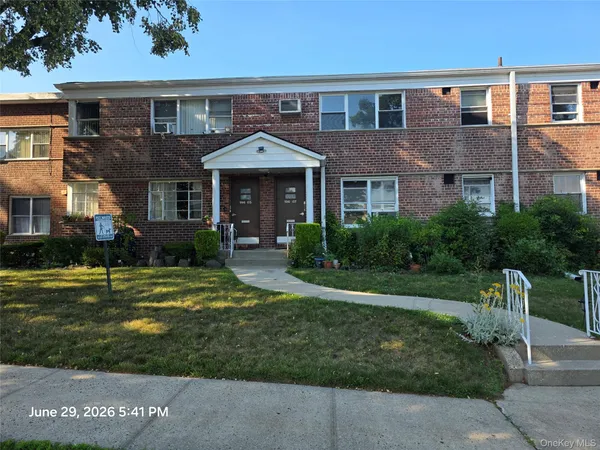 $256,500 | 196-07 Dunton Avenue, Unit 1C | Holliswood Jamaica
