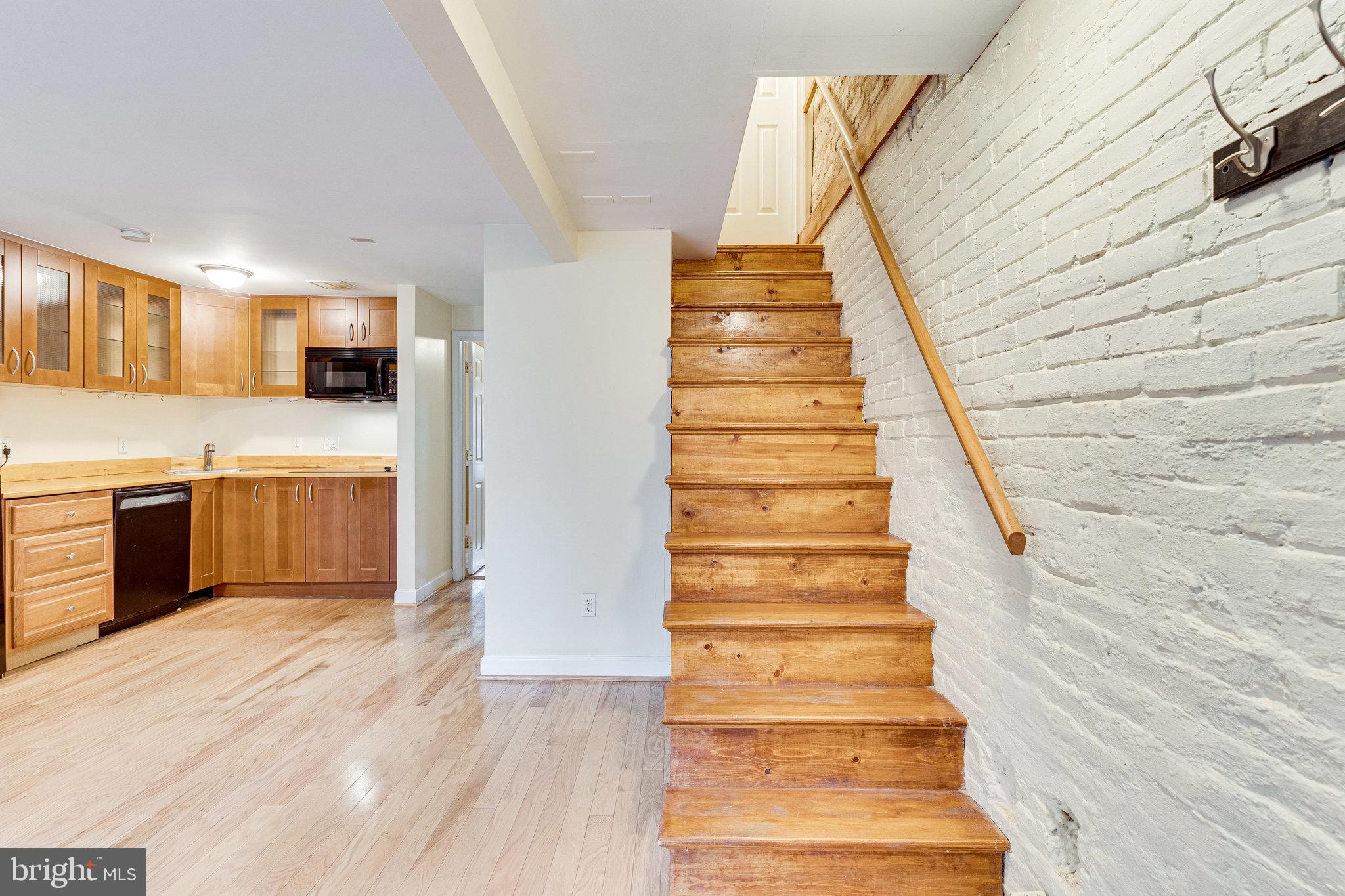 1007 Constitution Avenue Northeast, Unit B Washington, DC 20002 - Photo 3 of 33