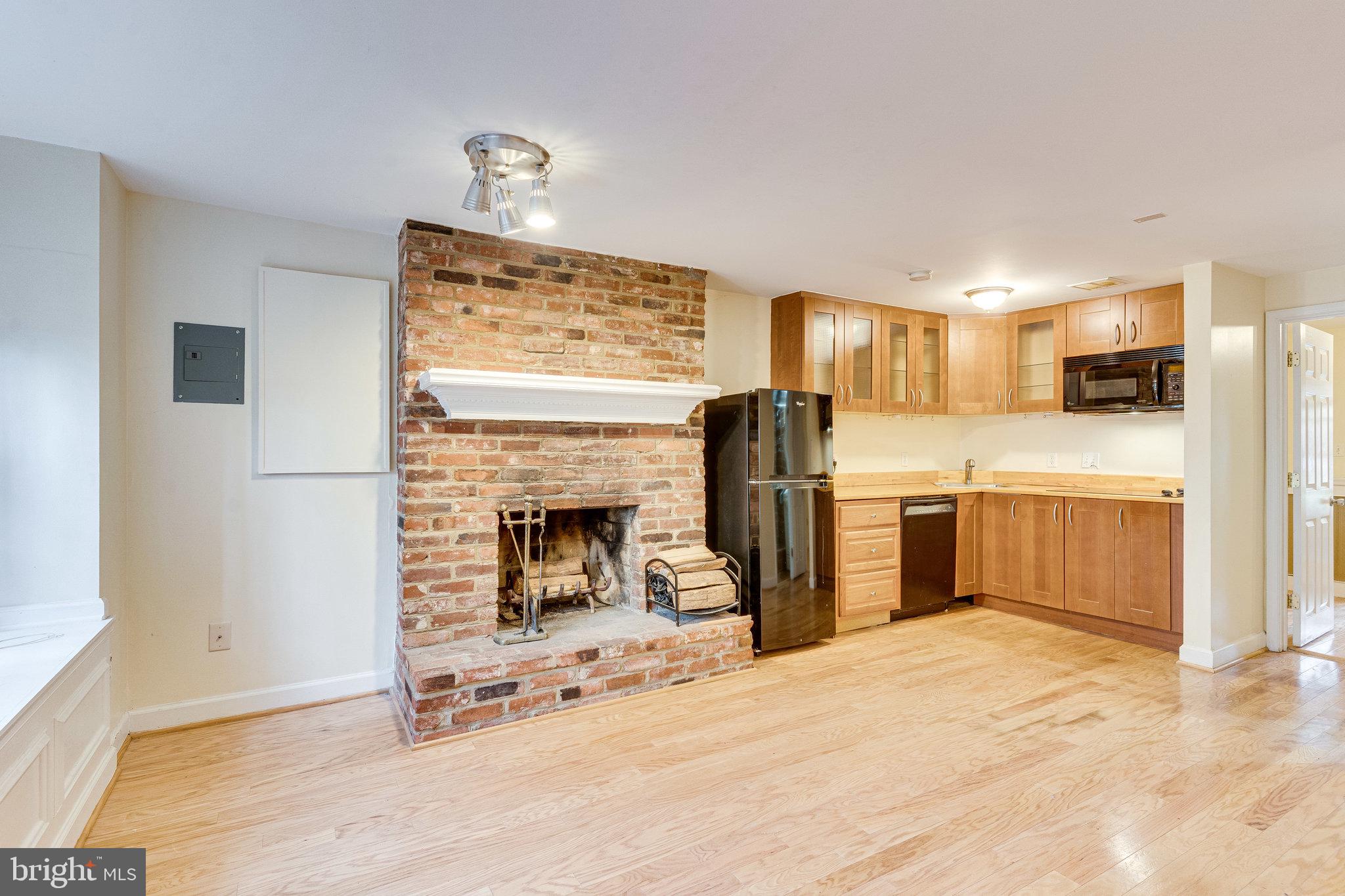 1007 Constitution Avenue Northeast, Unit B Washington, DC 20002 - Photo 4 of 33