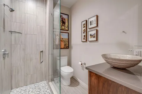 $1,395,000 | 6802 Vada Drive, Dallas, TX 75214