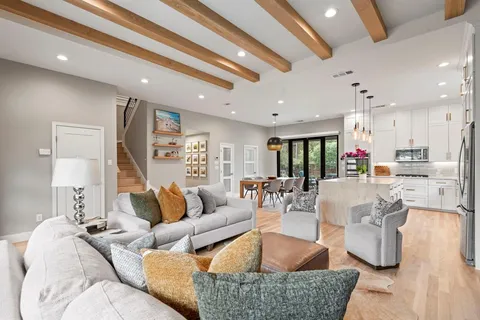 $1,395,000 | 6802 Vada Drive, Dallas, TX 75214