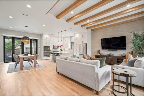 $1,395,000 | 6802 Vada Drive, Dallas, TX 75214