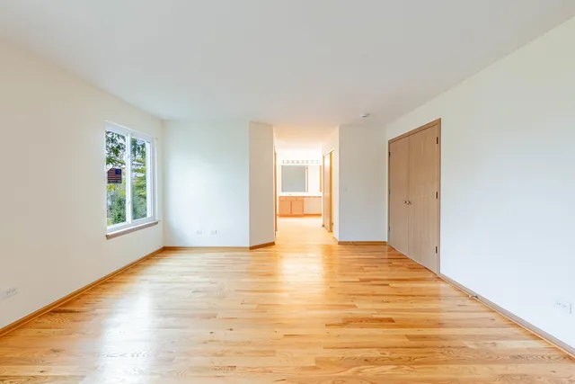 $410,000 | 16516 Coventry Lane, Crest Hill, IL 60403