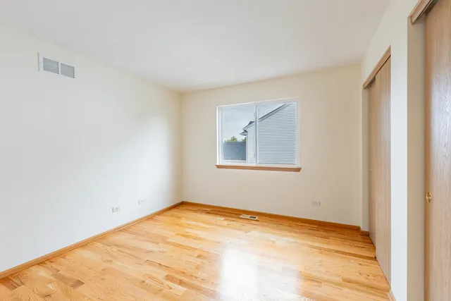 $410,000 | 16516 Coventry Lane, Crest Hill, IL 60403