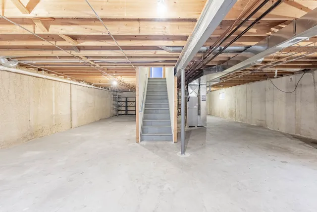 $410,000 | 16516 Coventry Lane, Crest Hill, IL 60403