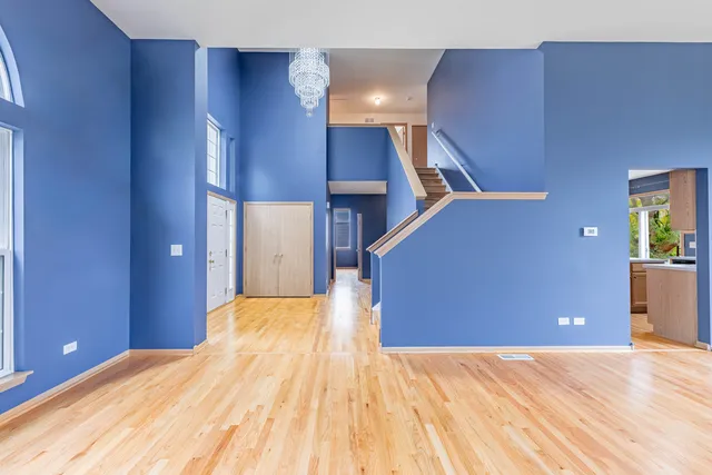 $410,000 | 16516 Coventry Lane, Crest Hill, IL 60403