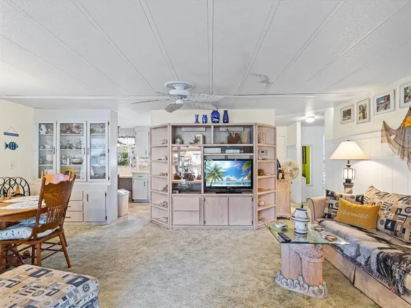 $252,000 | 6439 Theresa Avenue, Weeki Wachee, FL 34607