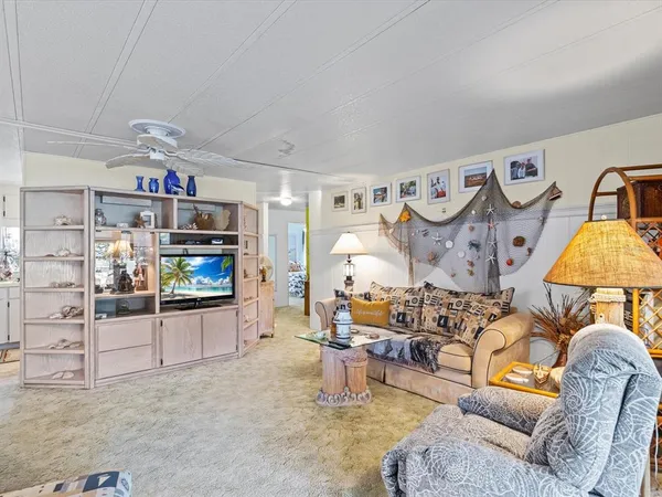 $260,000 | 6439 Theresa Avenue, Weeki Wachee, FL 34607