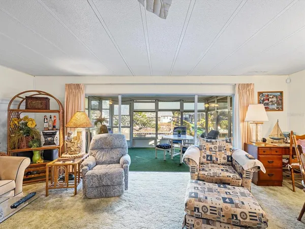 $252,000 | 6439 Theresa Avenue, Weeki Wachee, FL 34607