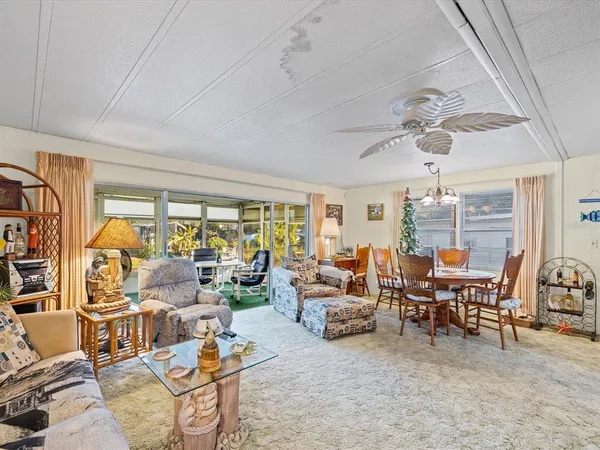 $260,000 | 6439 Theresa Avenue, Weeki Wachee, FL 34607