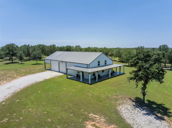 $975,000 | 2215 Oak Ridge Road, Weimar, TX 78962
