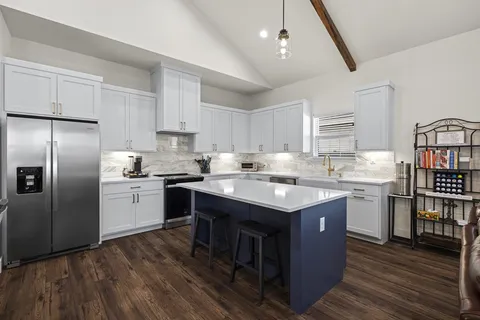 $454,000 | 121 Feather Way, Fredericksburg, TX 78624