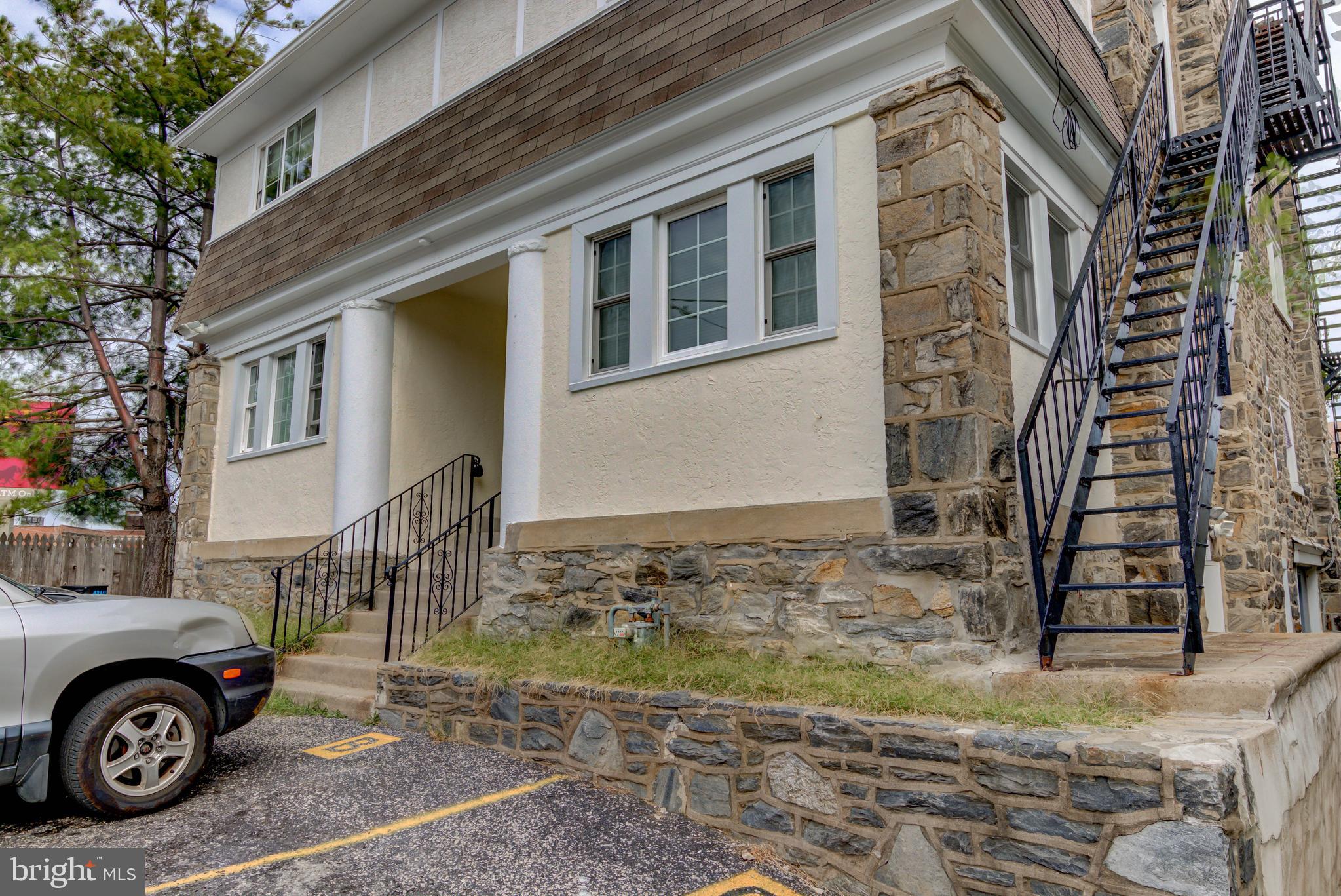 43 Ashby Road Upper Darby, PA 19082 - Photo 2 of 18