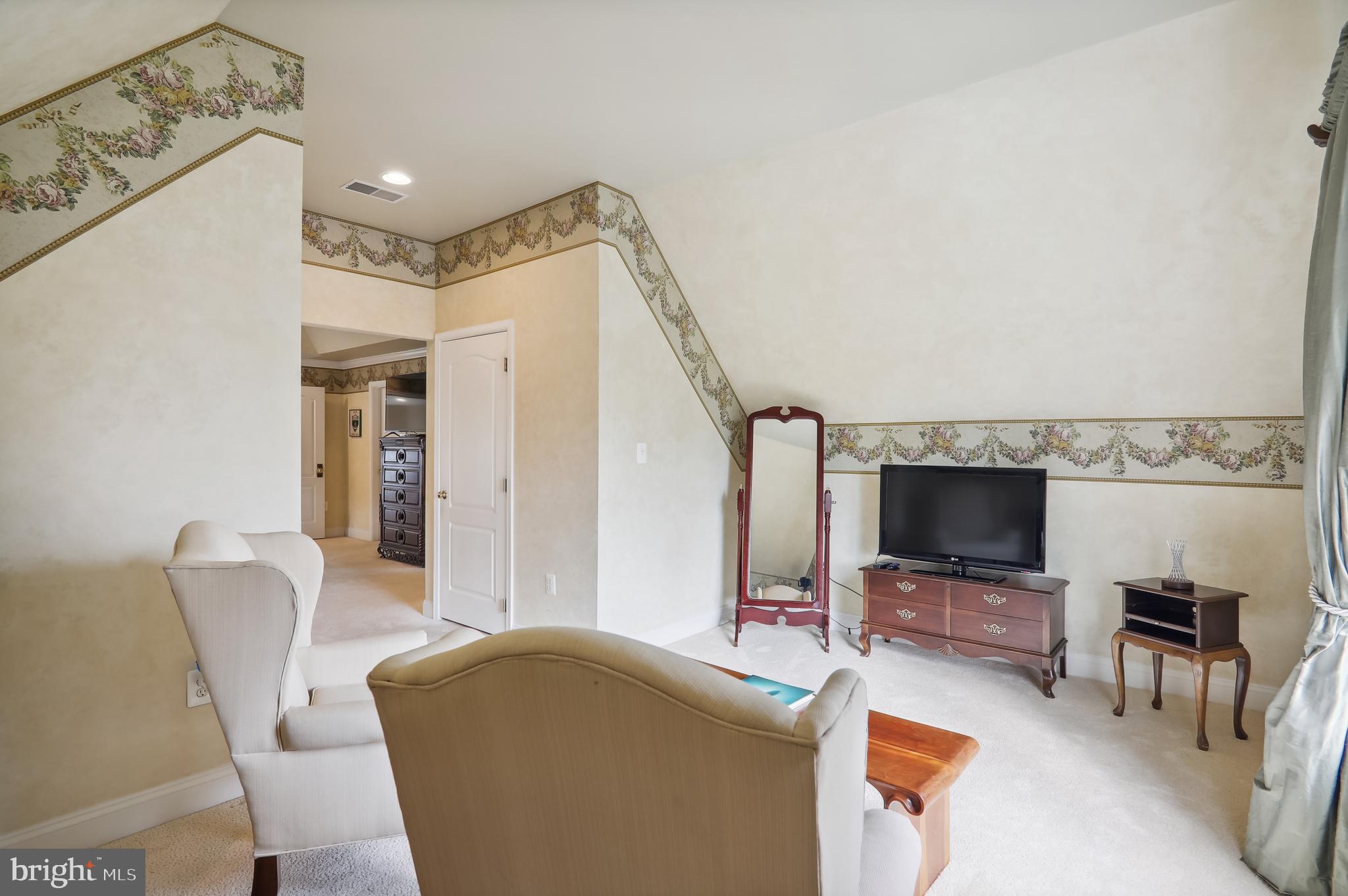 12101 Sheets Farm Road North Potomac, MD 20878 - Photo 41 of 105 Primary sitting area leading into bedroom