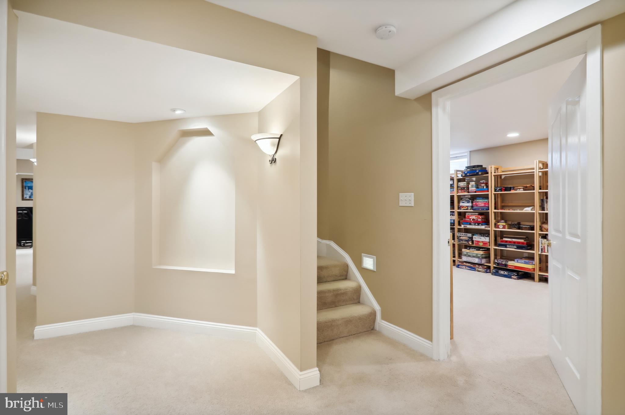 12101 Sheets Farm Road North Potomac, MD 20878 - Photo 56 of 105 Stairway leading to the Lower level