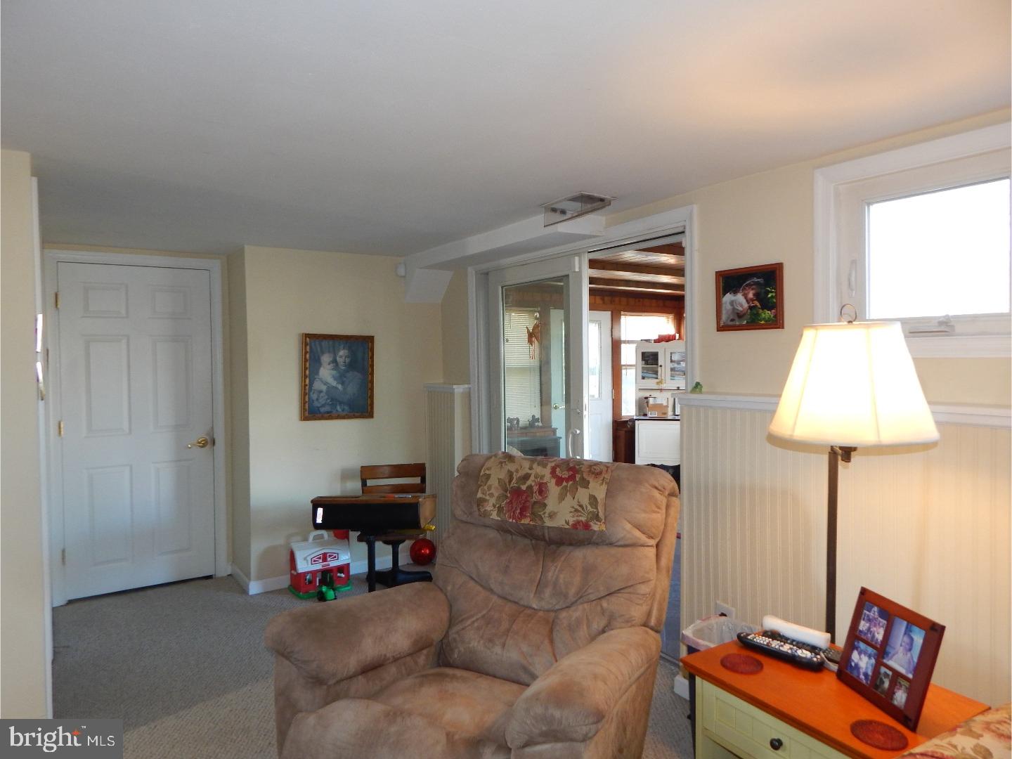 11 Evergreen Lane Hamilton, NJ 08690 - Photo 14 of 21 Family Room