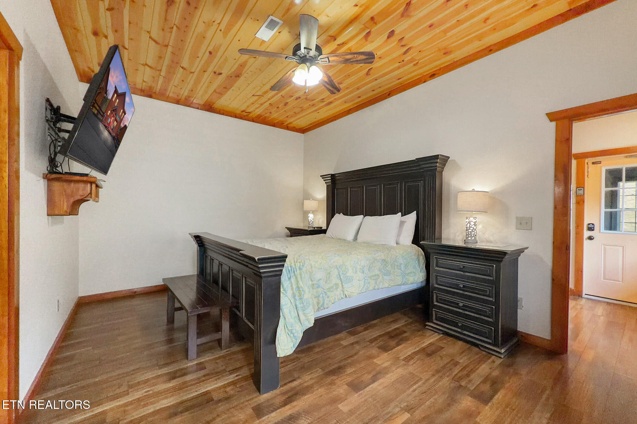 4359 Forest Ridge Way Pigeon Forge, TN 37863 - Photo 18 of 51 img_9512