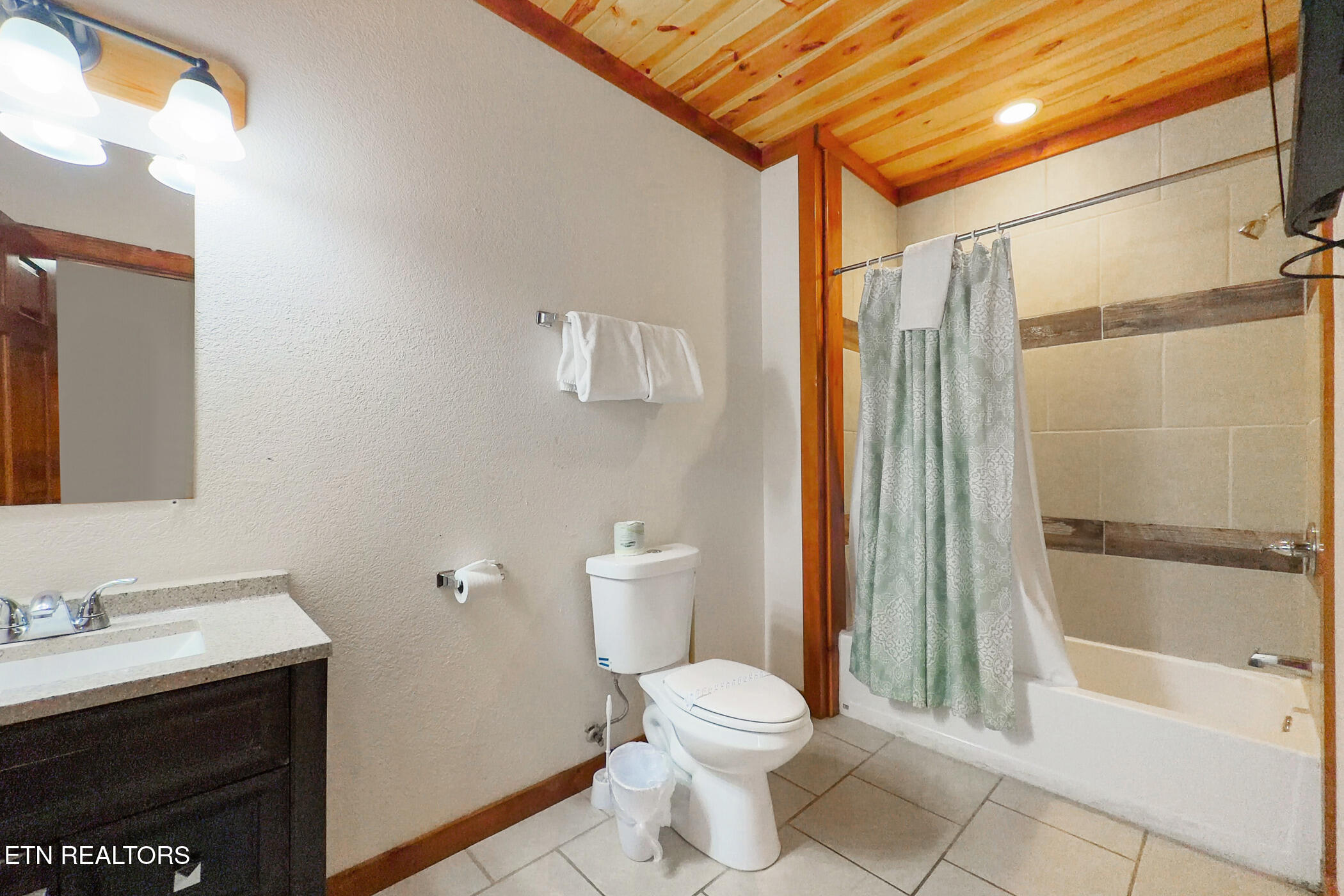 4359 Forest Ridge Way Pigeon Forge, TN 37863 - Photo 20 of 51 img_9517