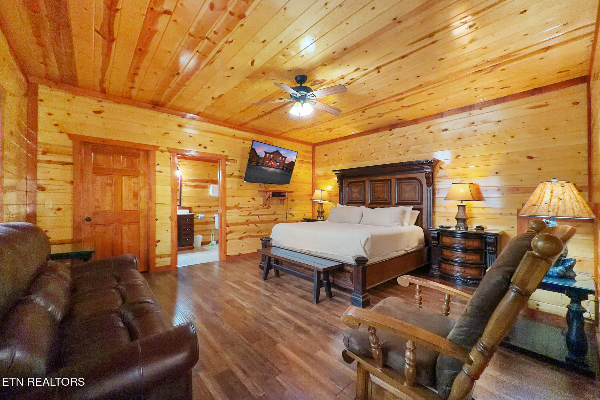 4359 Forest Ridge Way Pigeon Forge, TN 37863 - Photo 22 of 51 img_9610