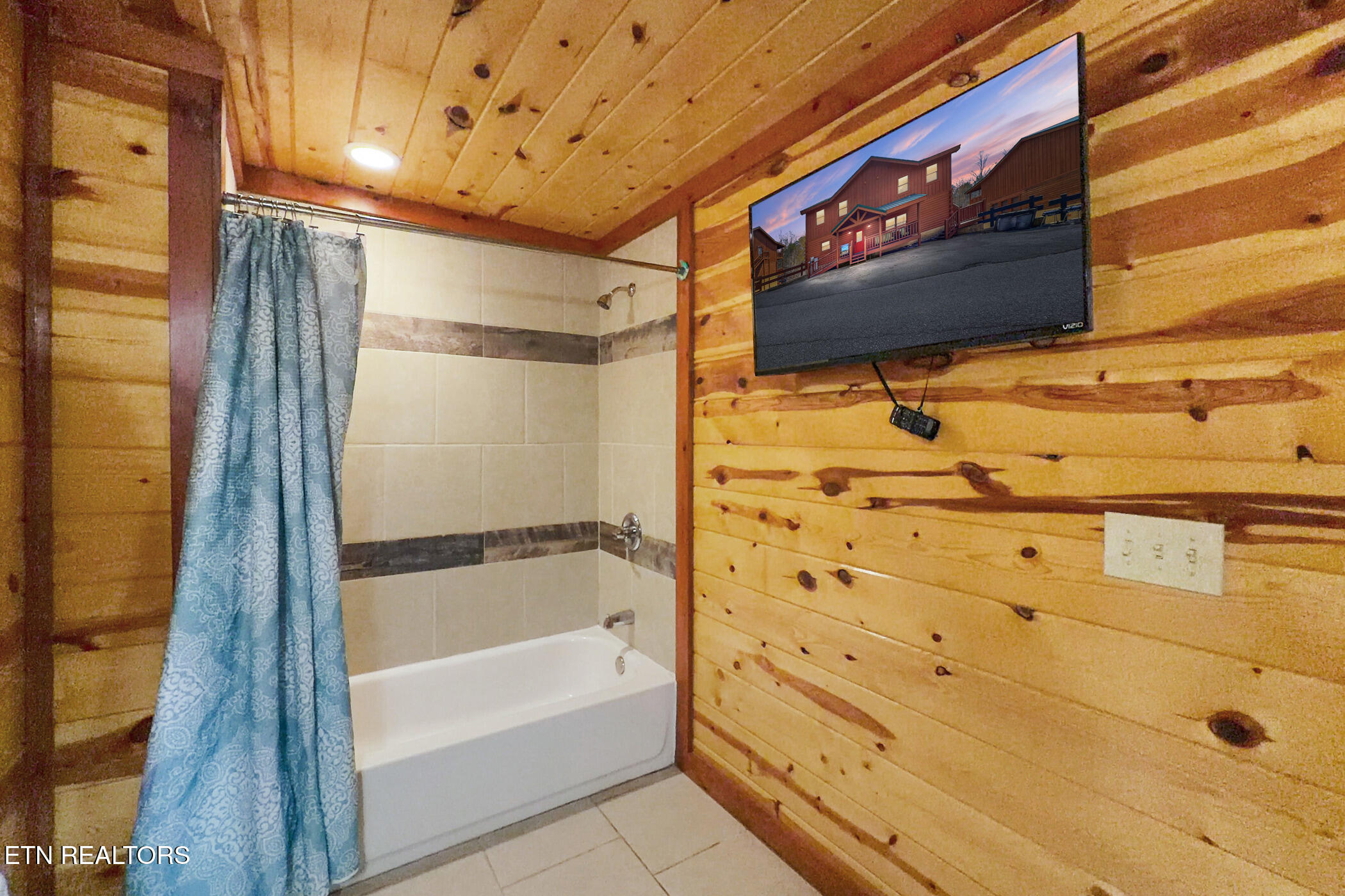 4359 Forest Ridge Way Pigeon Forge, TN 37863 - Photo 26 of 51 img_9630