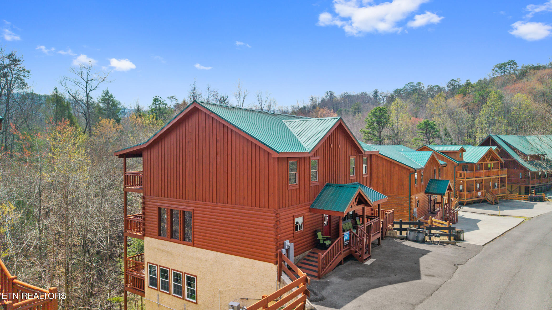 4359 Forest Ridge Way Pigeon Forge, TN 37863 - Photo 3 of 51 dji_20260326134250_0450_d