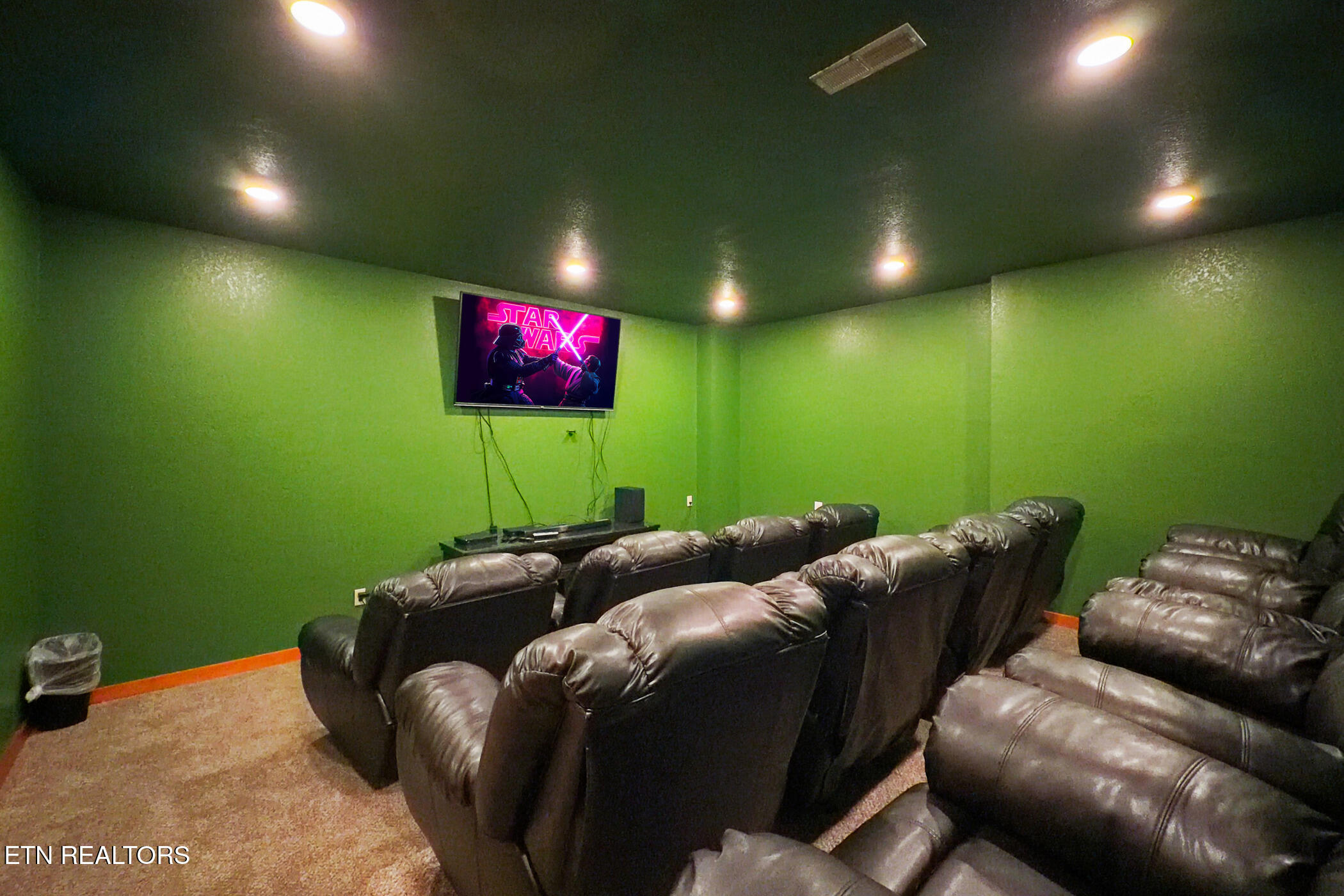 4359 Forest Ridge Way Pigeon Forge, TN 37863 - Photo 7 of 51 img_9541