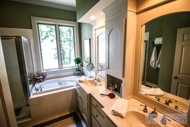 137 Strawberry Path Boone, NC 28607 - Photo 3 of 42 Gallery Image 3