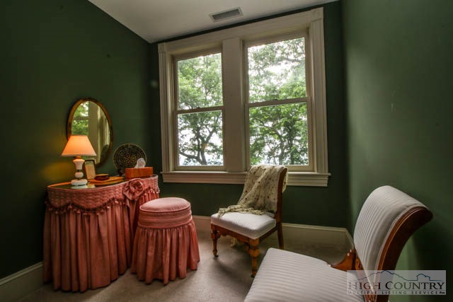 137 Strawberry Path Boone, NC 28607 - Photo 5 of 42 Gallery Image 5