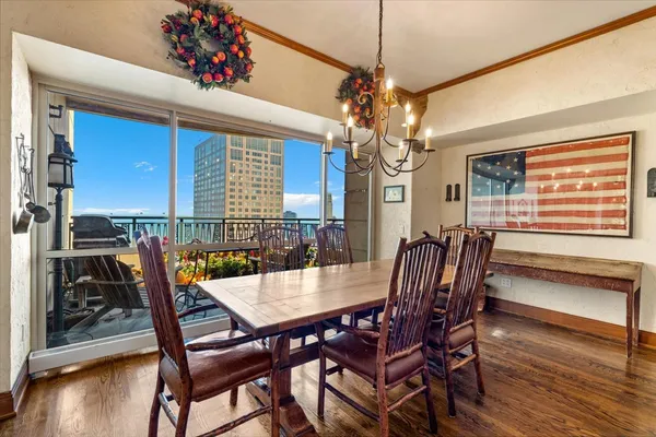 $2,199,000 | 800 North Michigan Avenue, Unit 5501, Chicago, IL 60611