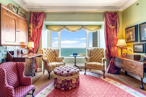 $2,199,000 | 800 North Michigan Avenue, Unit 5501, Chicago, IL 60611