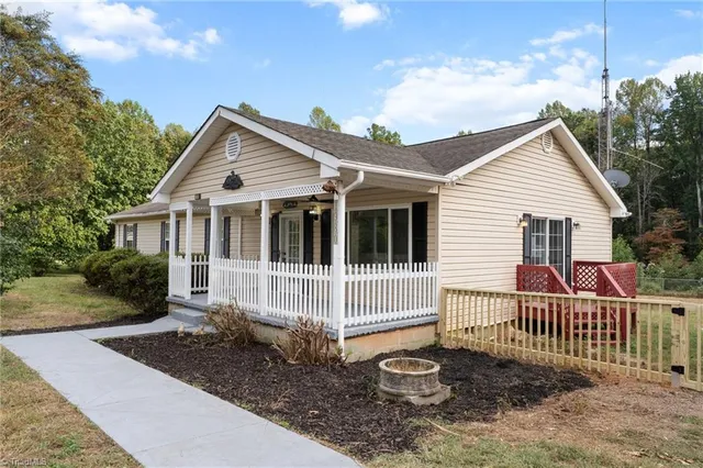 $299,900 | 1980 Whitt Hunt Road, Pleasant Garden, NC 27313
