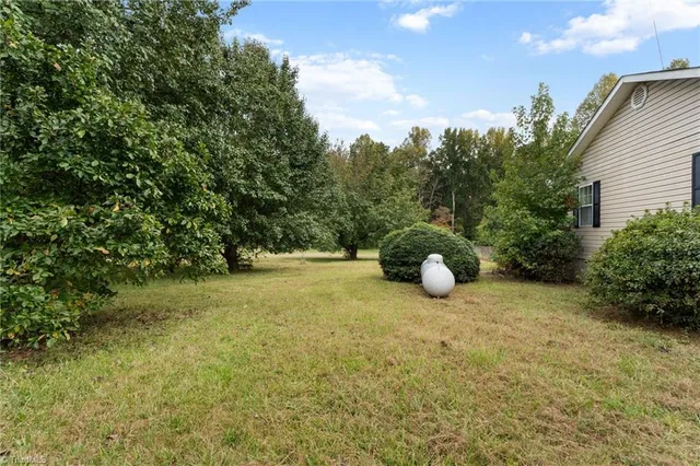 $299,900 | 1980 Whitt Hunt Road, Pleasant Garden, NC 27313