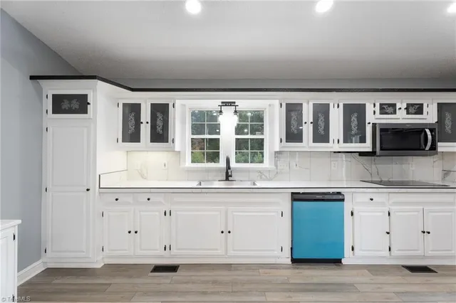 $299,900 | 1980 Whitt Hunt Road, Pleasant Garden, NC 27313