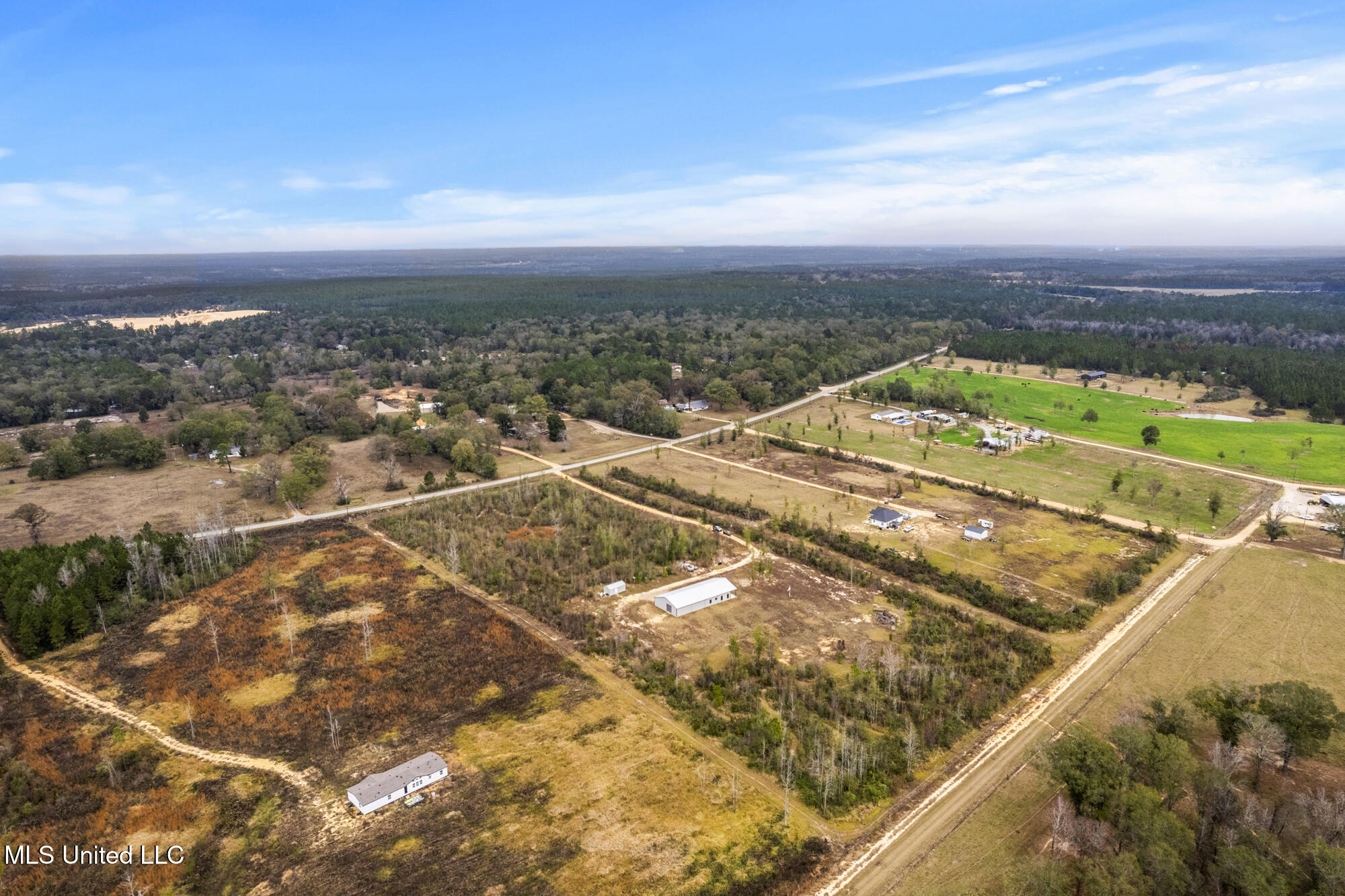 284 West Wire Road McHenry, MS 39561 - Photo 8 of 33 ghubphoto_05