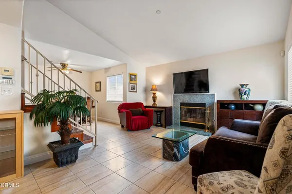 $710,000 | 907 West Mission Road, Unit B, Alhambra, CA 91801