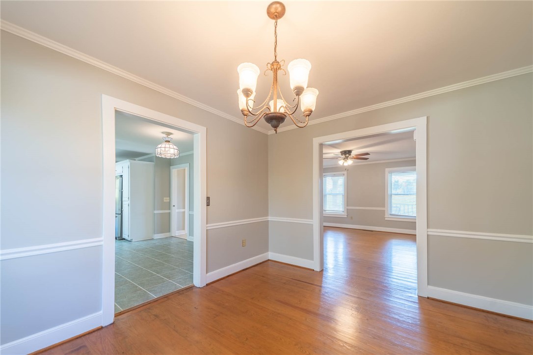 219 Devon Way Anderson, SC 29621 - Photo 18 of 28 Dining Room