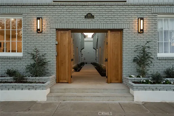 a view of entrance door of the house